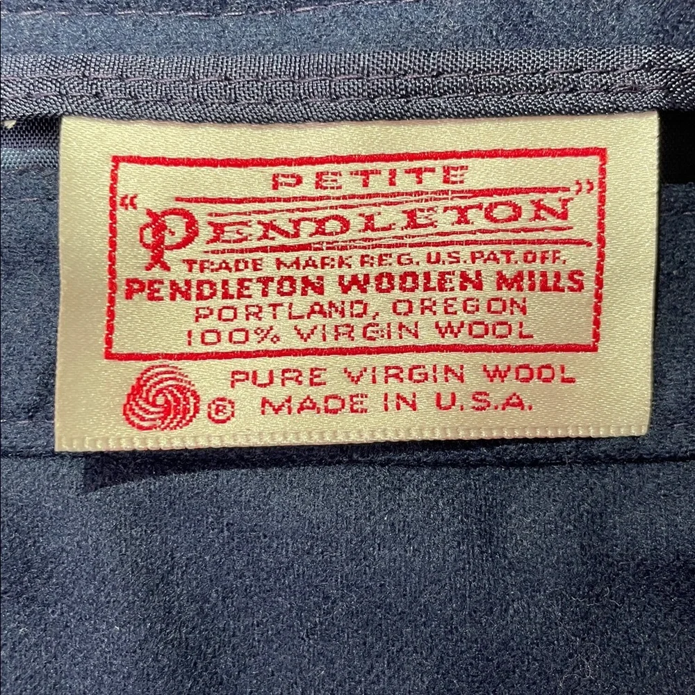 Vintage Pendleton Dark Blue Pencil Skirt.  Petite. - Picture 3 of 4